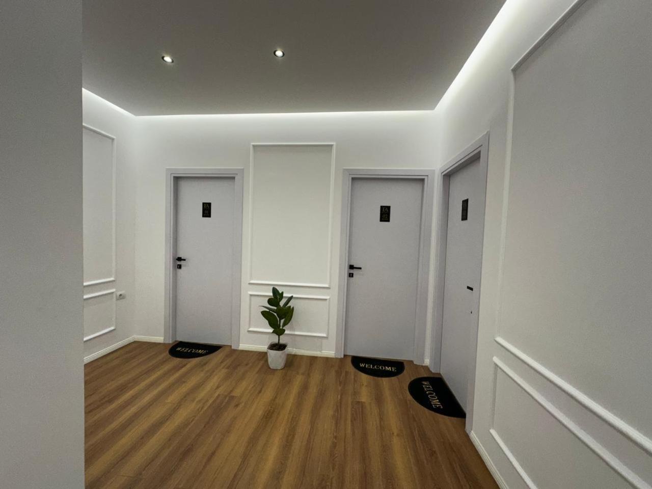 Apartment Fa At Center 02